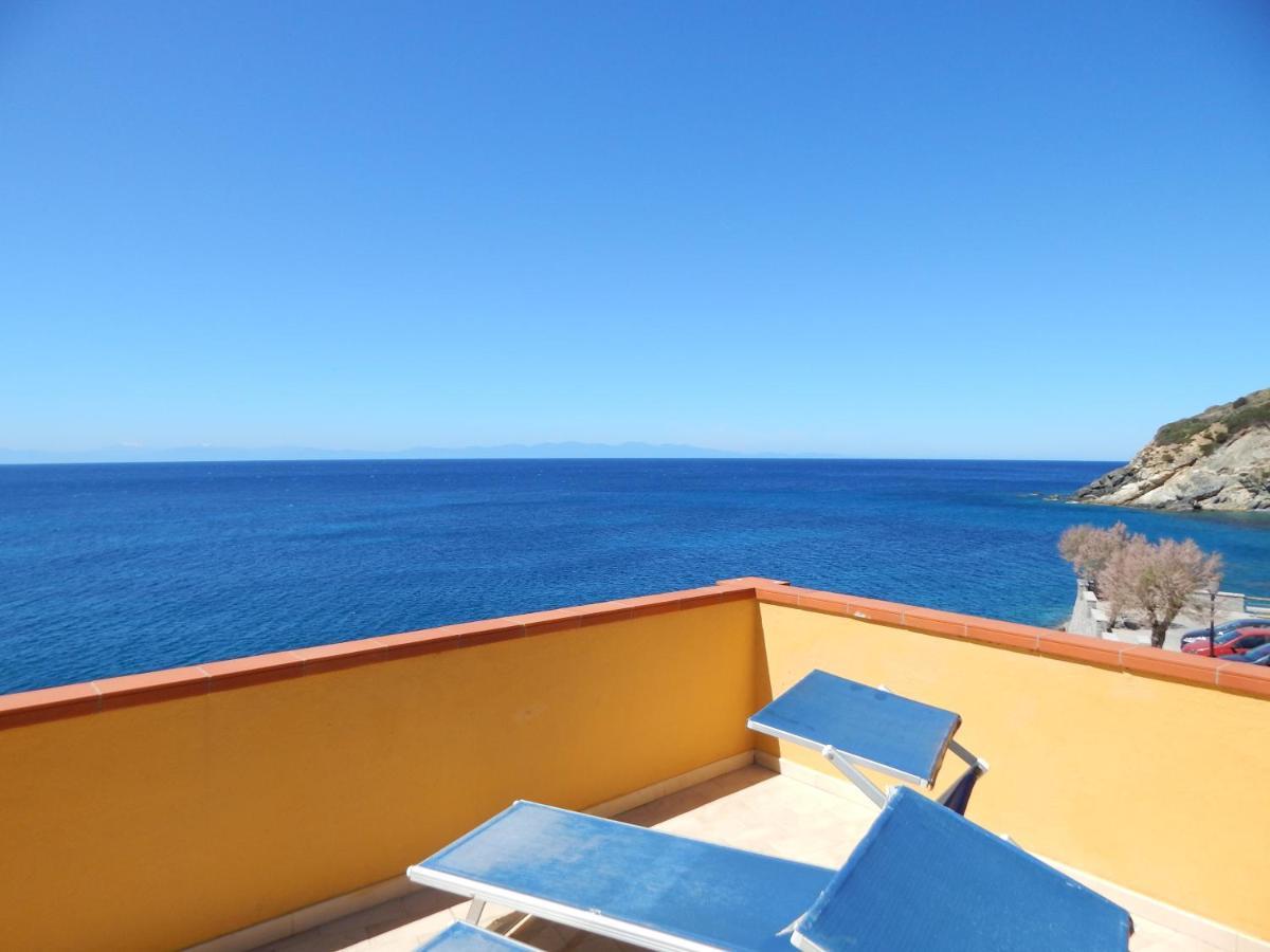 Appartamenti - Villa Mare Pomonte Exterior foto