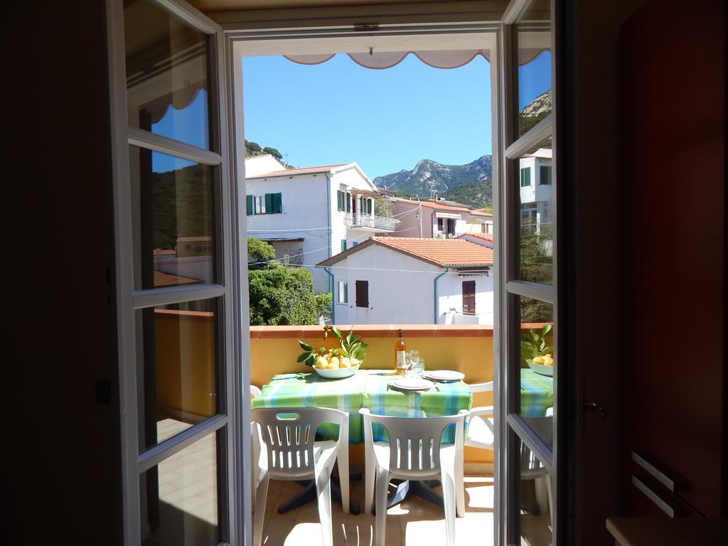 Appartamenti - Villa Mare Pomonte Exterior foto